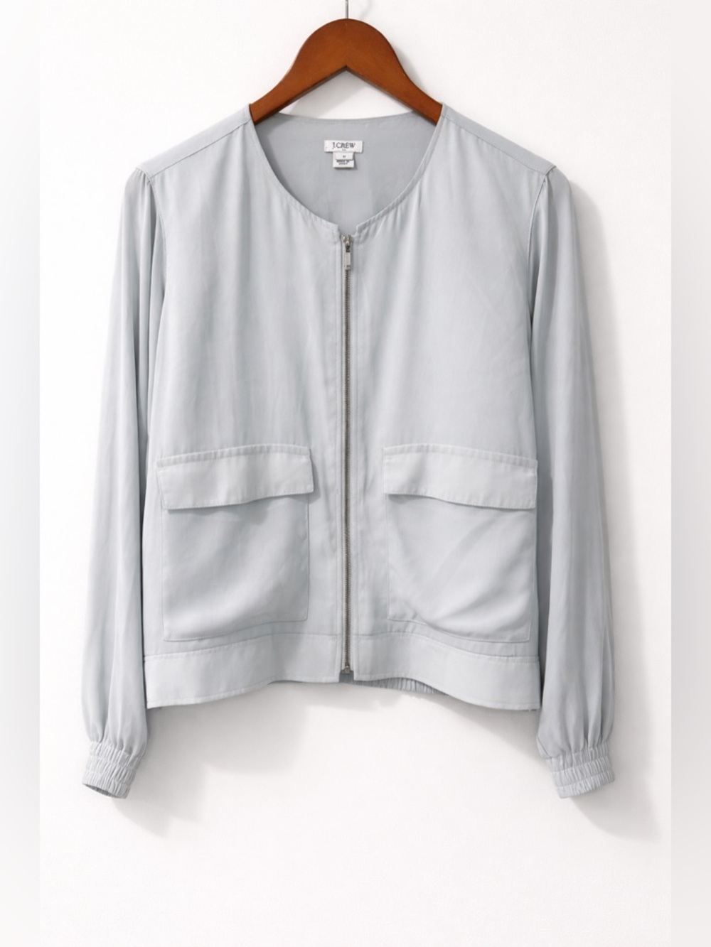 J.Crew Light Gray Cropped Zip Blouse Utility Chic Size M, Minimalist